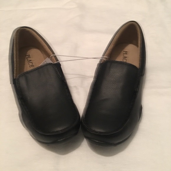 💙School-age Boy Children’s Place Slip Ons💙 - Picture 6 of 6